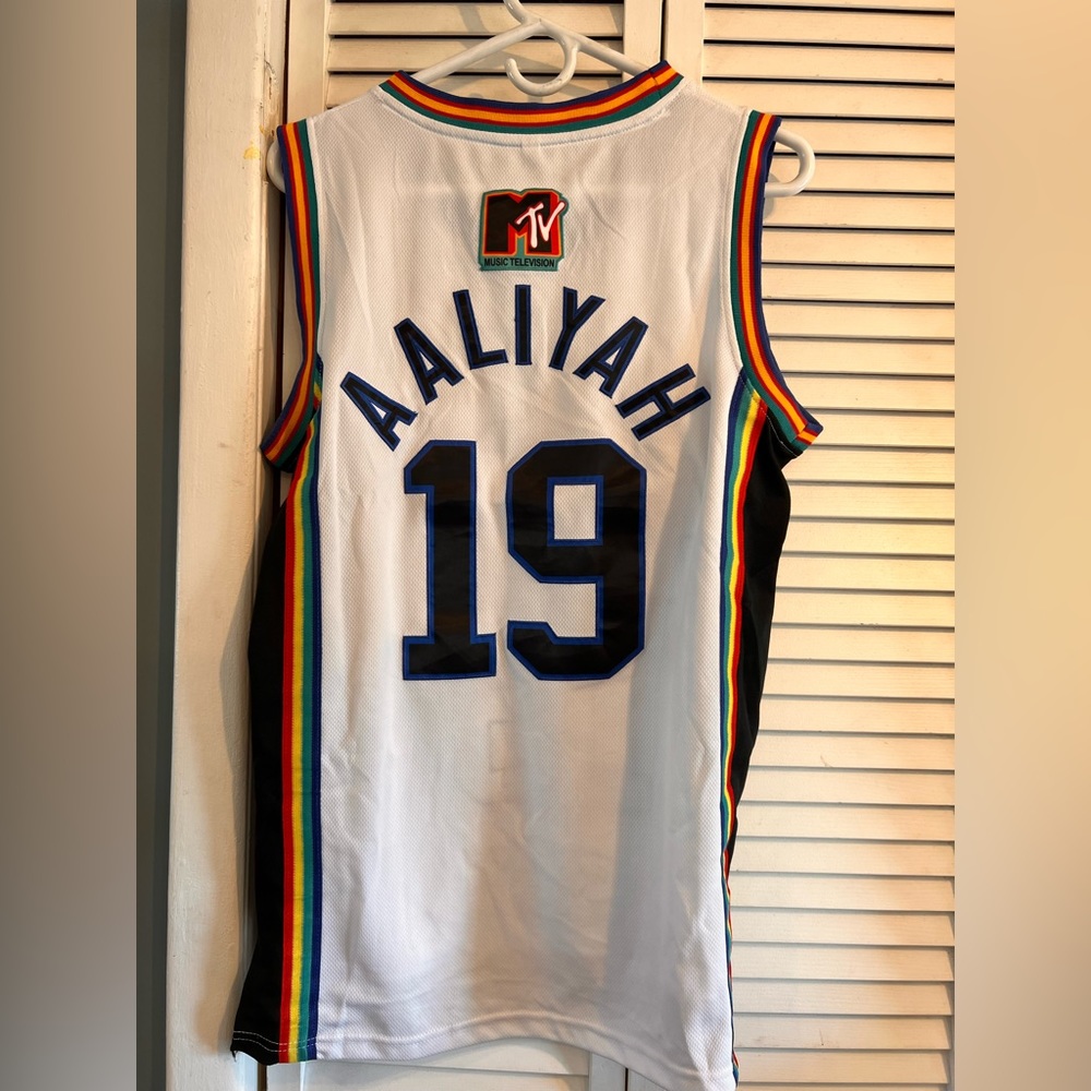 Aliyah MTV Jersey and shorts